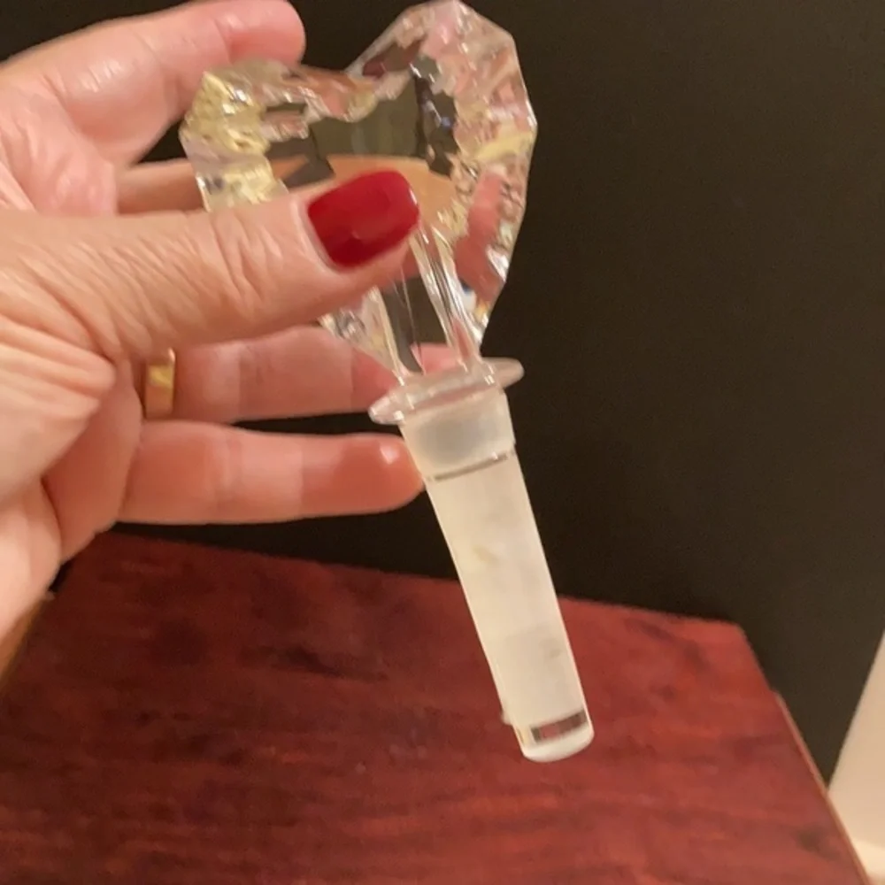 NIB Mikasa Austria Venus cut heart lead crystal bottle stopper